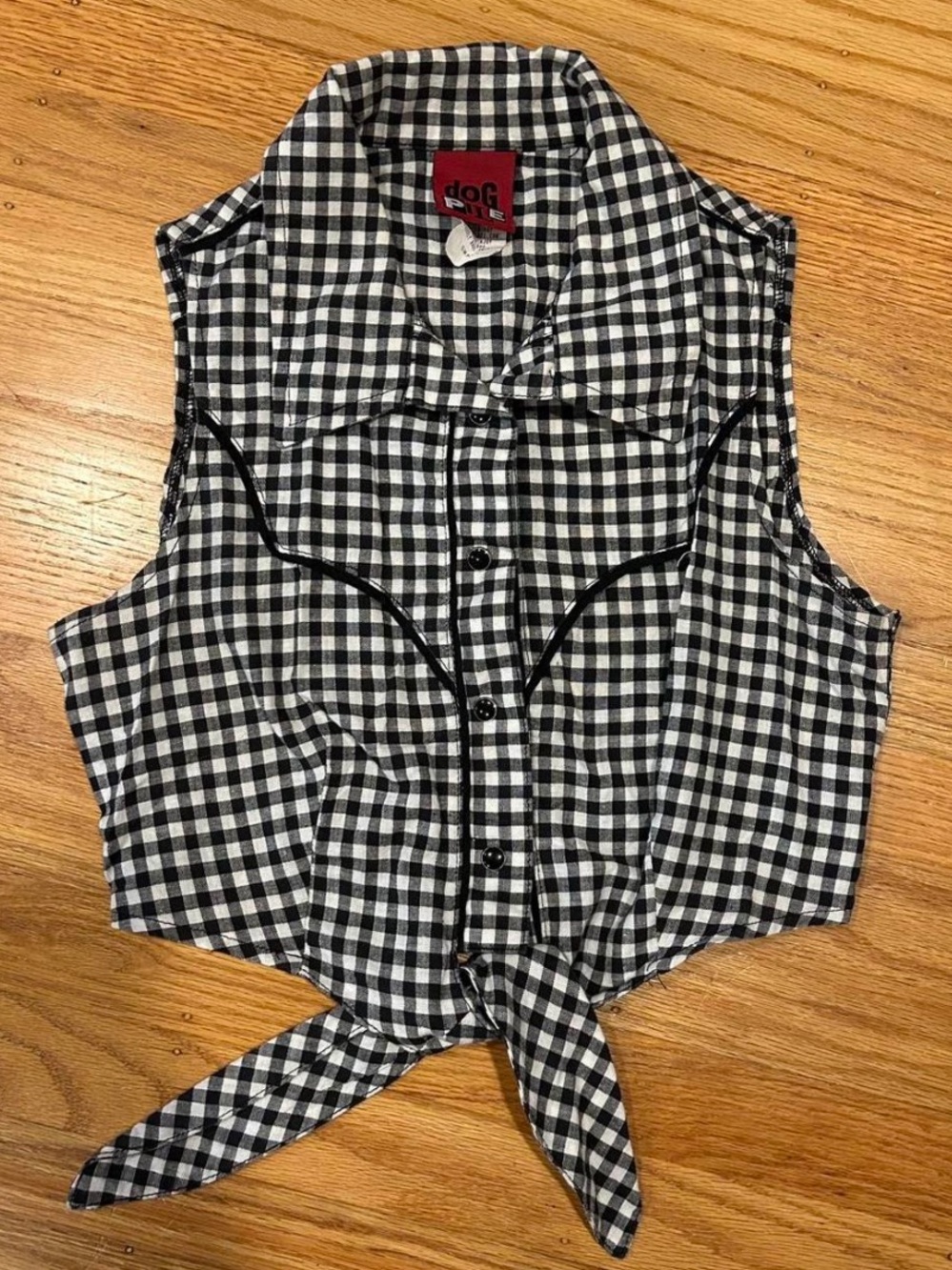 Vintage DOGPILE sleeveless western crop top in black and white gingham print
